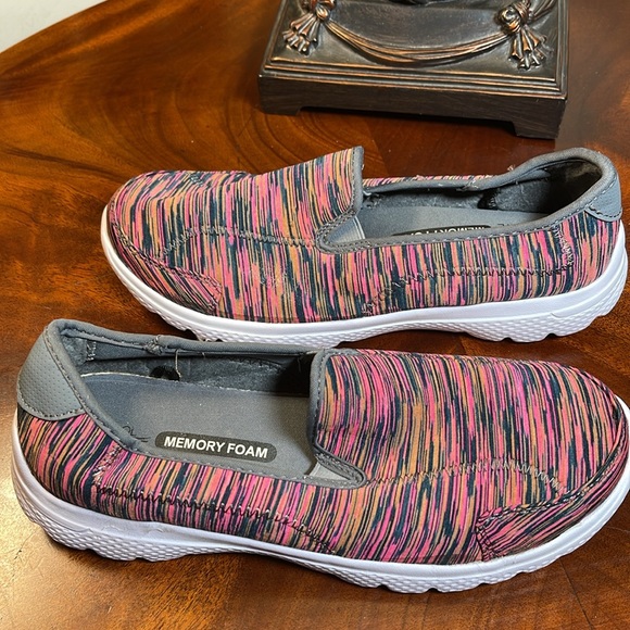 LADIES COOL WAVE MEMORY FOAM SIZE 7 Black/White\Hot Pink and Tan. - Picture 14 of 14